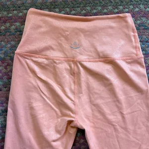 Nwot Beyond Yoga Orange Peach Sparkle Leggings thumbnail 5