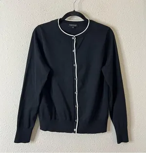 Banana Republic Crew Neck Black Cardigan Size Medium Stretch Cotton thumbnail 2