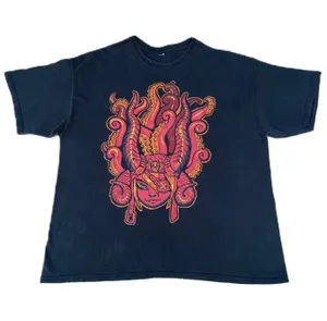 Vintage Medusa Octopus Anime Monster Red Black Graphic T-shirt thumbnail 1