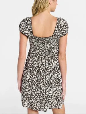 🎉4 for $20 NWT No Boundaries Fit and Flare Dress with Puff Sleeves, XS thumbnail 3