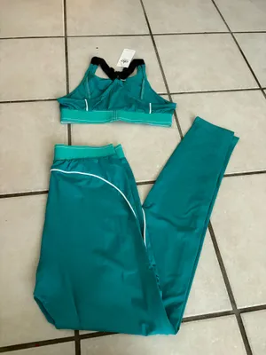 Alo yoga set nwtg size m thumbnail 3