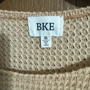 BKE Colorblock Waffle Knit T-Shirt Top In Beige Brown and White Medium Women's thumbnail 3