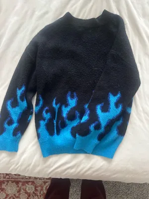 Blue flame sweater  thumbnail 3