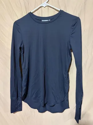 Athleta long sleeve thumbnail 1
