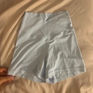 OFFLINE by Aerie Crossover Shorts 3" Biker Real Me thumbnail 1