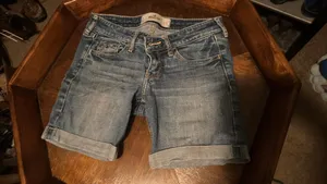 Hollister Shorts thumbnail 3