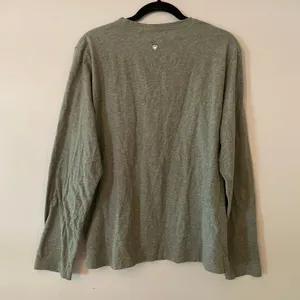 Life Is Good Gray Long Sleeve Tee Winter Ski Snow Loungewear Women's size Large thumbnail 6