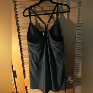 Old Navy active go dry cloud+ romper in black size 2x thumbnail 3