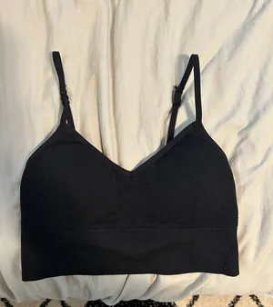 Sports Bra thumbnail 1