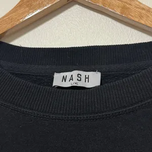 NASH Black Crewneck Sweatshirt Size Large XL Nashville Tennessee Sweater thumbnail 2