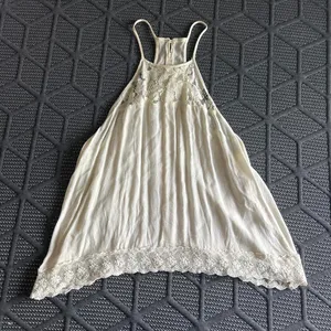 Forever 21 Women’s White Lace Halter Top with Lace Trim, size M thumbnail 1