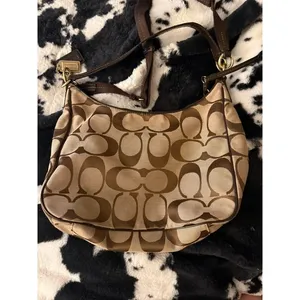 Vintage Coach Signature Stripe Hobo thumbnail 4
