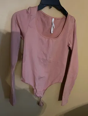 Babaton‎ medium pink bodysuit thumbnail 1
