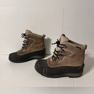 Columbia BL1168-925 water resistant winter snow boots women size 9 thumbnail 2