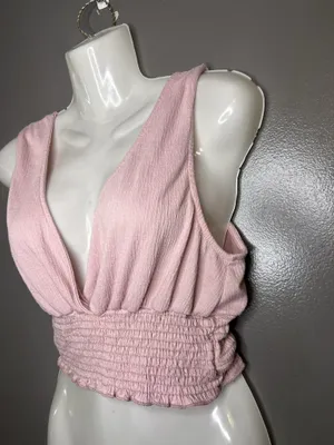 Urban Outfitters Tank Top Womens Medium Pink Deep V Neck Smocked Cropped thumbnail 3