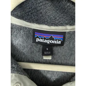 Patagonia Women’s Re-Tool Snap-T Pullover Gray Fleece Size Small Outdoors Fall thumbnail 4