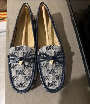 NWT Michael Kors Juliette MOC Loafers NAVY Leather Women Size 7 thumbnail 2