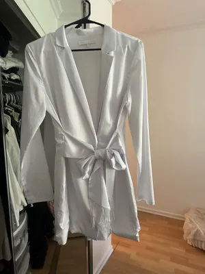 White blazer satin dress Size M thumbnail 4