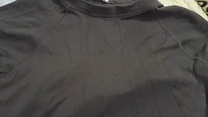 Gymshark Shirt thumbnail 2