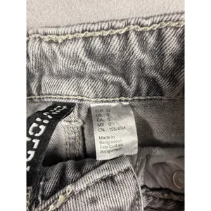 H&M Womens Gray Faded Wash High Waisted Wide Leg Jeans Size 0 Grunge Streetwear thumbnail 3