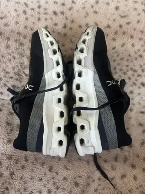 On Cloud Women’s Monster Shoes thumbnail 4