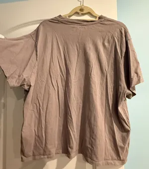 Essentials T-shirt thumbnail 2