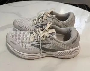 Brooks Women's Adrenaline GTS Running Shoes - Light Gray/Off-White thumbnail 1
