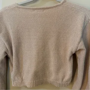Vestique Boutique Cropped Tie V-neck Cinched Tan Sweater Women's Sz Small thumbnail 6