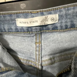 Women's Altar'd State Beatles High Rise Straight Leg Jean Sz 30 thumbnail 2