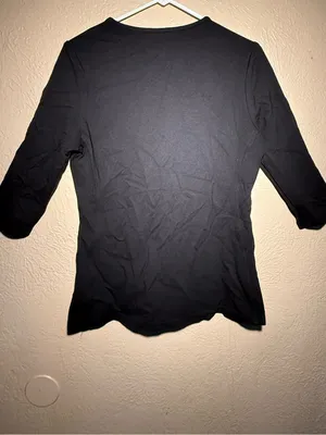 Jaanuu Black V-Neck Long Sleeve Medical Top thumbnail 2