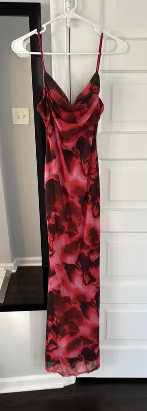 Windsor Dress Formal Long Red Floral thumbnail 1