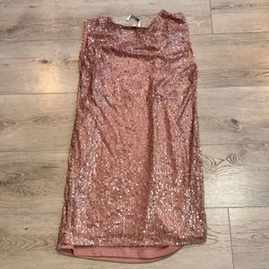Lauren Conrad Rose Gold Sequin 4 Small S Sleeveless Dress Party Cocktail Sparkle thumbnail 2