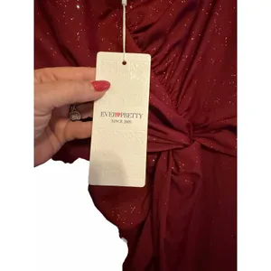NWT EverPretty Red Sequin Formal Gown - Size 22 thumbnail 10