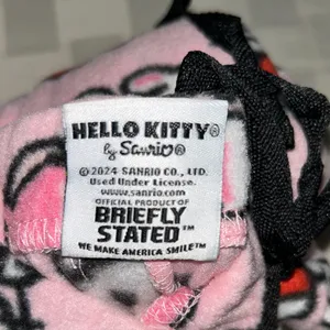Hello Kitty Pink Fleece Lounge Pants thumbnail 4