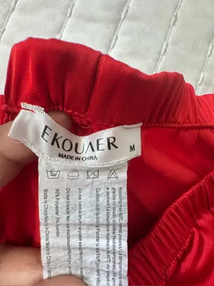 Ekouaer Bedtime Stories Red Satin Short-Sleeve Pajama Set with White Piping in Size M thumbnail 14
