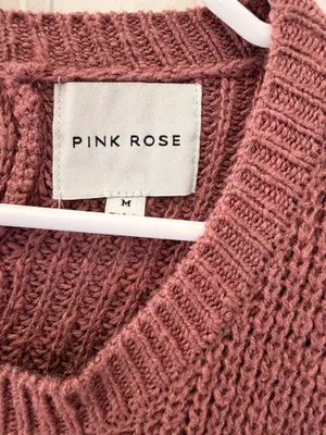 Pink Rose Dusty Rose Sweater Size Medium thumbnail 2