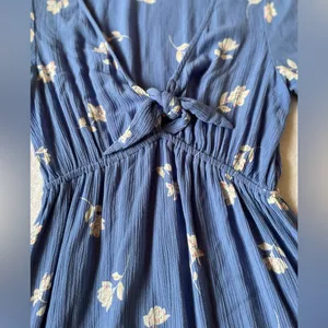 Billabong Blue V-Neck Floral Mini Dress Size Small thumbnail 4