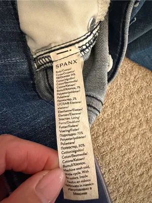 Spanx Classic High-Rise Crop Kick-Flare Jeans - Medium thumbnail 8