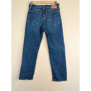 Levis‎ Wedgie Straight High Rise Blue Jeans 34964-0207 Size 29x28 thumbnail 4