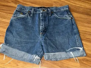 Wrangler Classic High-Rise Rolled Hem Denim Shorts - Blue thumbnail 2