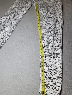 BuffBunny Limitless Leggings White/black Bossy Print Size M thumbnail 8