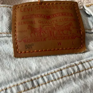 Levi’s 501 shorts size 26 nwt thumbnail 4