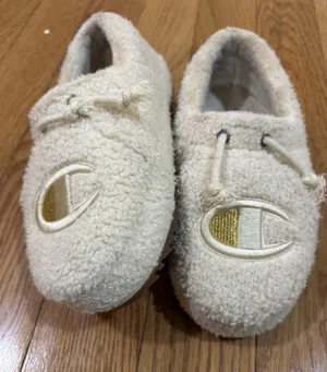 Size US 7 Women’s Champion slippers Cream Color thumbnail 1