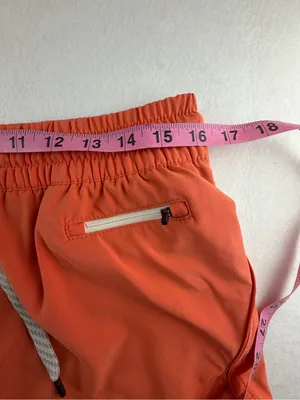 Vuori Women’s‎ Coral Orange Athletic Hybrid Shorts XL Quick Dry thumbnail 6