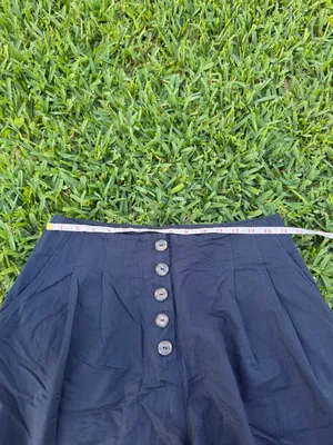 Gianni Bini Navy Blue High Rise Pleated Flowy Shorts Size 8 thumbnail 3