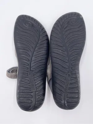 Naot Arataki Perforated Leather Slingback Mary Jane Flat Size 37 / 6 Grey Marble thumbnail 9