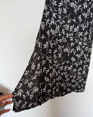 Vintage Black and Gray Floral Skirt Size S thumbnail 2