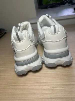 White and gray athletic sneakers Size 9 thumbnail 4