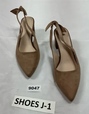 Womans New Slingback Pumps 8 Cowhide Tan Pointed Toe Block Heel Bow Accent thumbnail 1