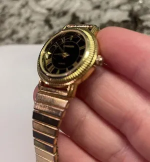 Working - Woman’s Signed McGregor LMG 515 Gold Tone Stretchy Stretch Wrist Watch thumbnail 6